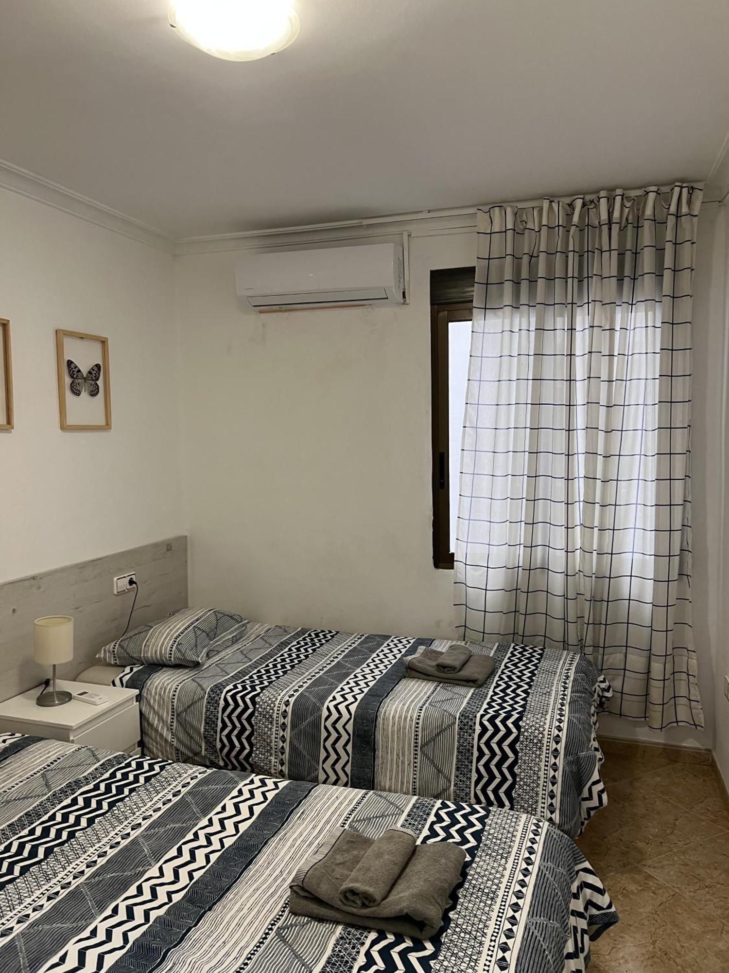 Moderno Y Acogedor Apartamento Para 6 Personas Валенсия Екстериор снимка