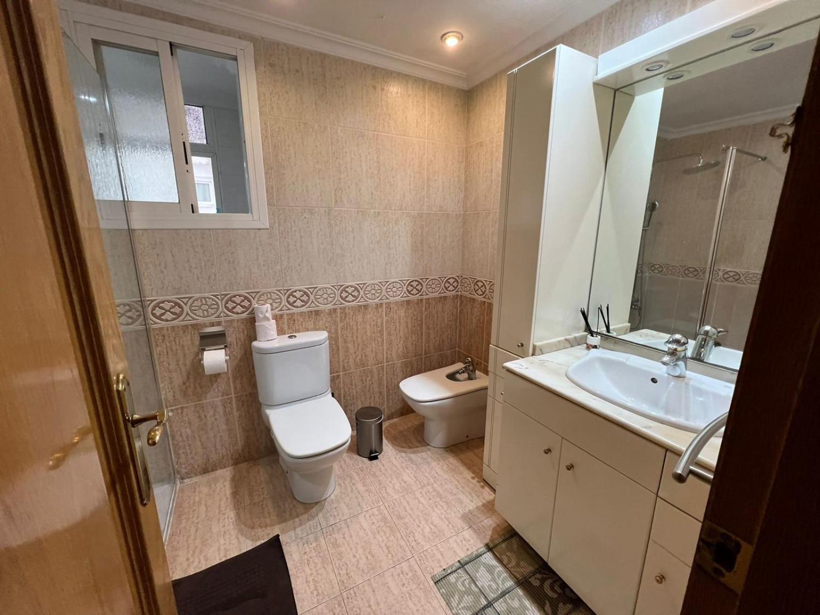 Moderno Y Acogedor Apartamento Para 6 Personas Валенсия Екстериор снимка